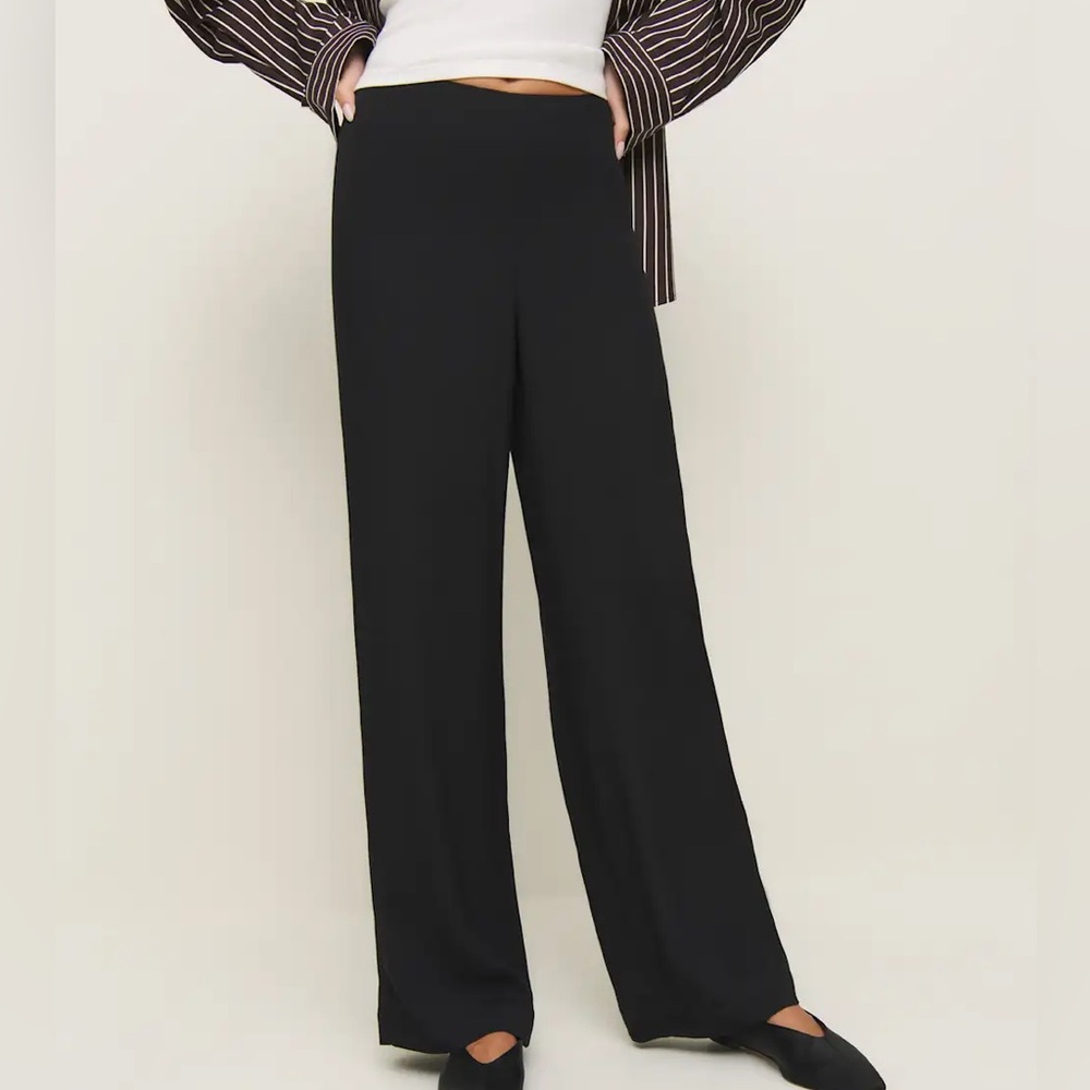 Reformation Petites Hallie Mid Rise Pant Black - Size 2
